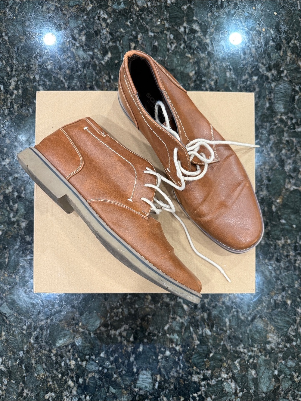 Sonoma Chestnut Brown Chukka Boots with White Laces